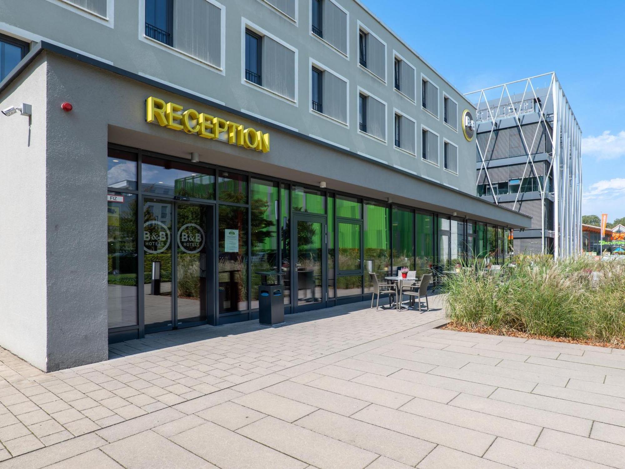 B&B Hotel Offenburg-City Exterior foto