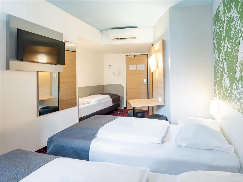 B&B Hotel Offenburg-City Quarto foto